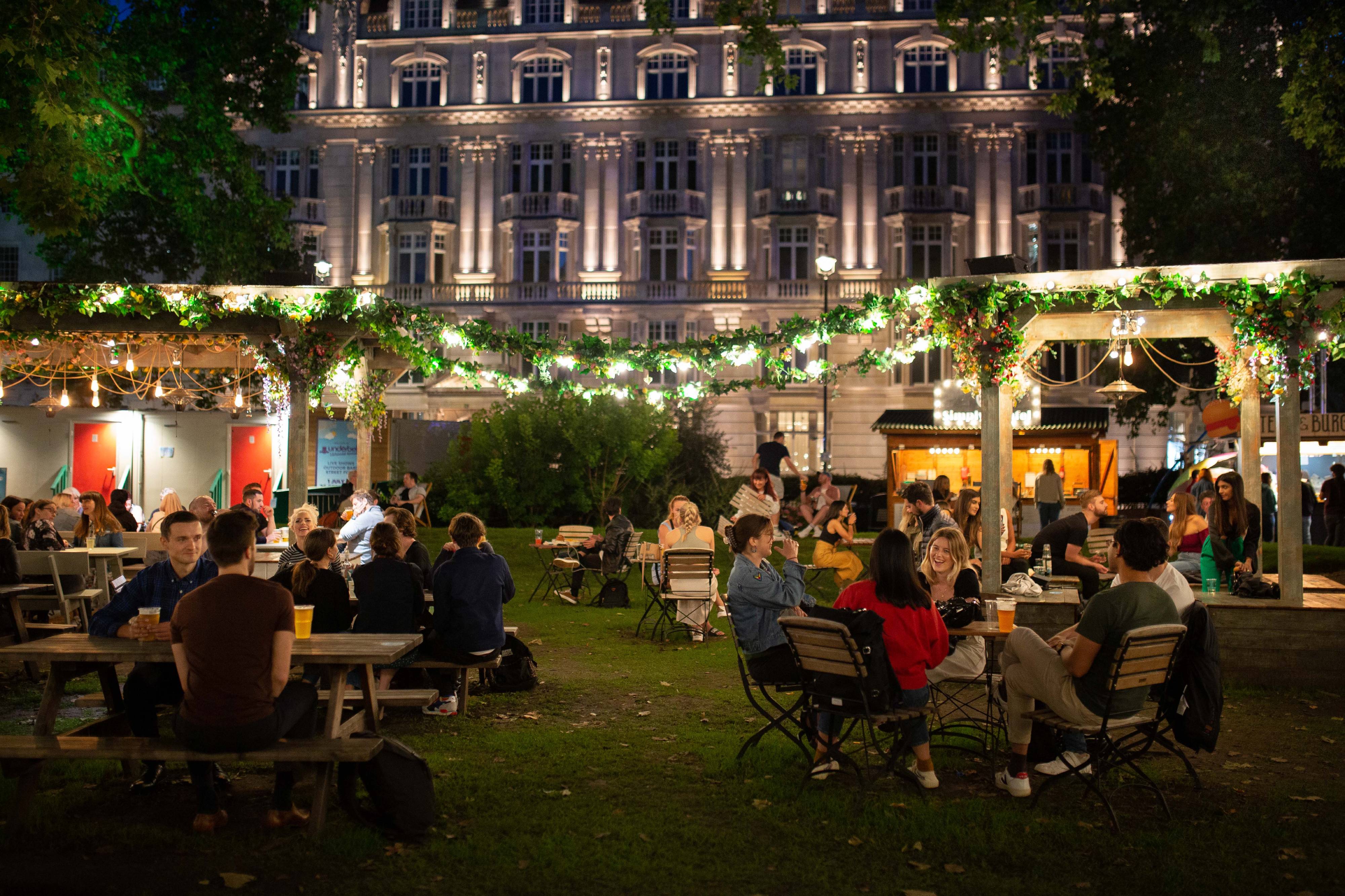 Your Guide to Oxford Street